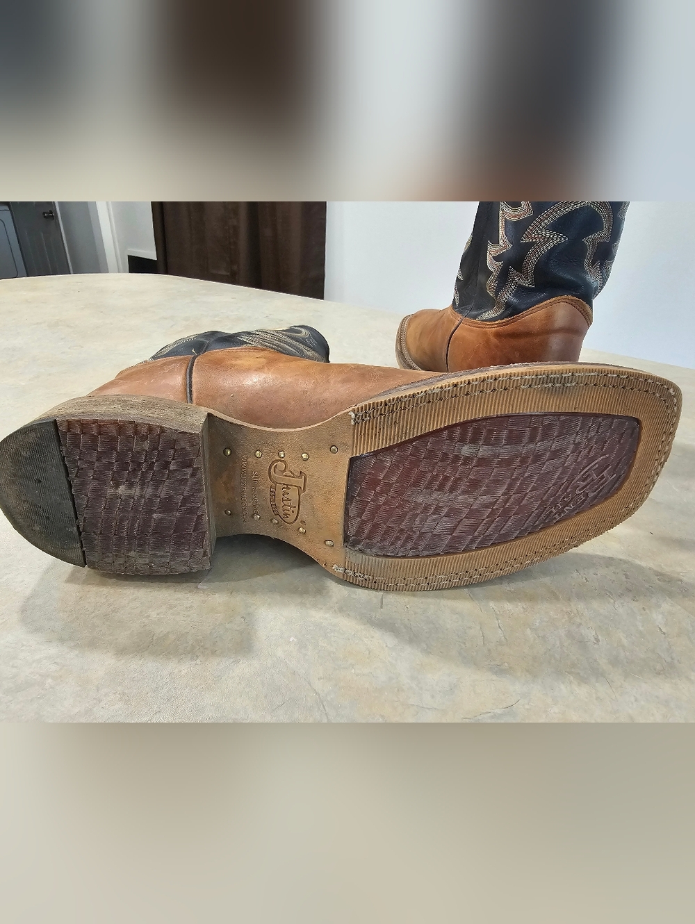 Mens 12 D Justin BENT RAIL Brown Leather Square Western Cowboy Boots, WORN TWICE - Picture 10 of 12